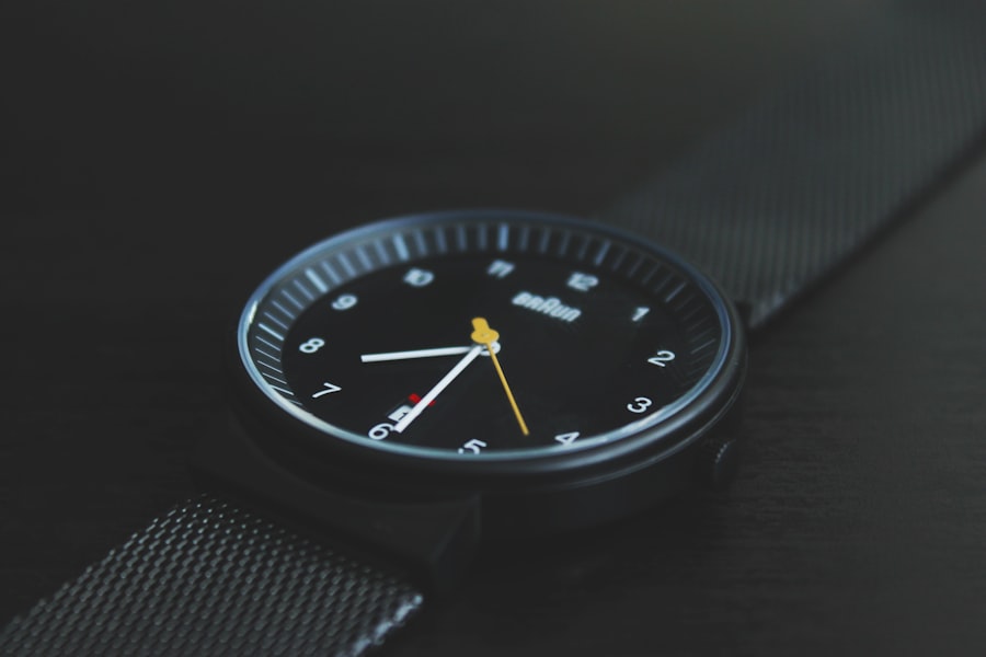 Black Minimalist Mesh Watch